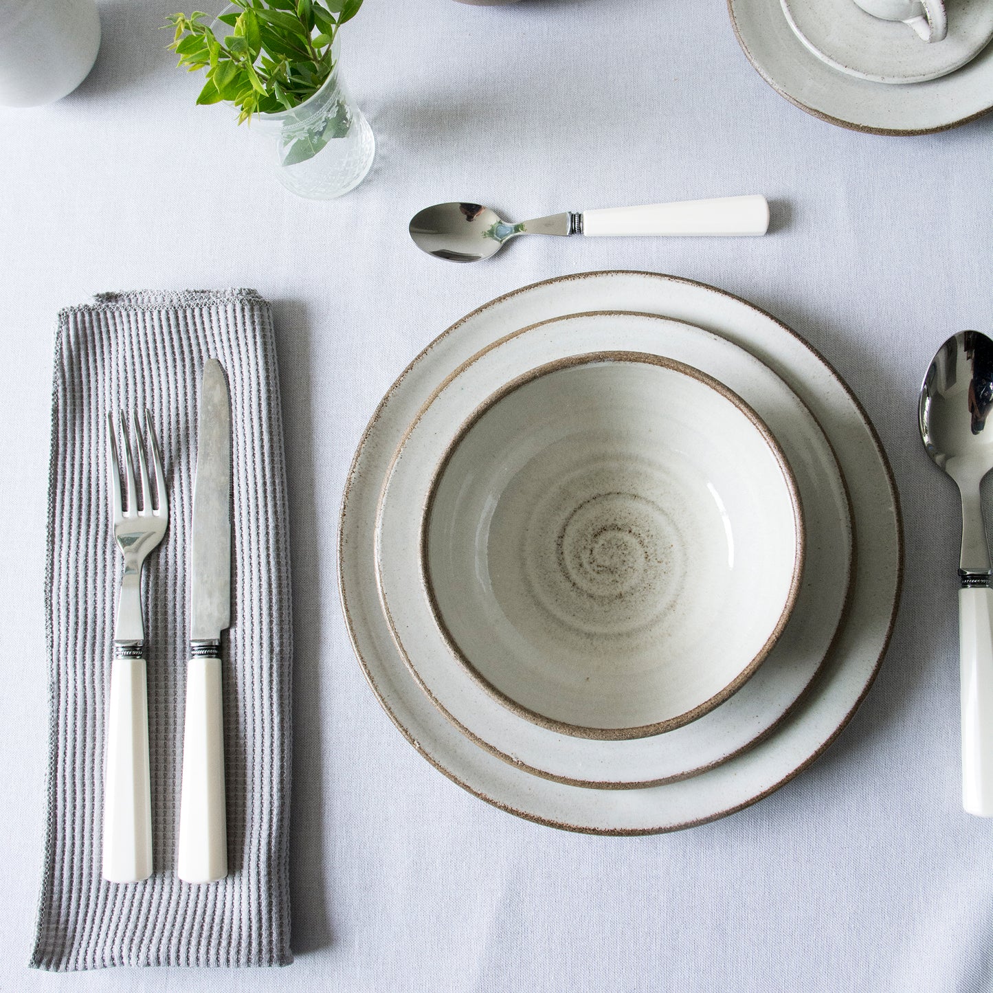 Rustic Dinnerware Place Setting, 3 Piece