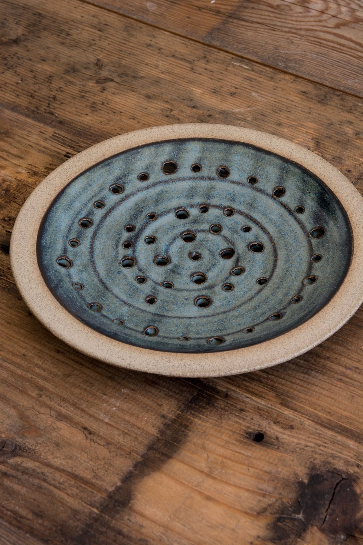 Coander Plate Pottery Handcrafted Colander Plate, Round Hole Plate, Berry Plate – Mad ...