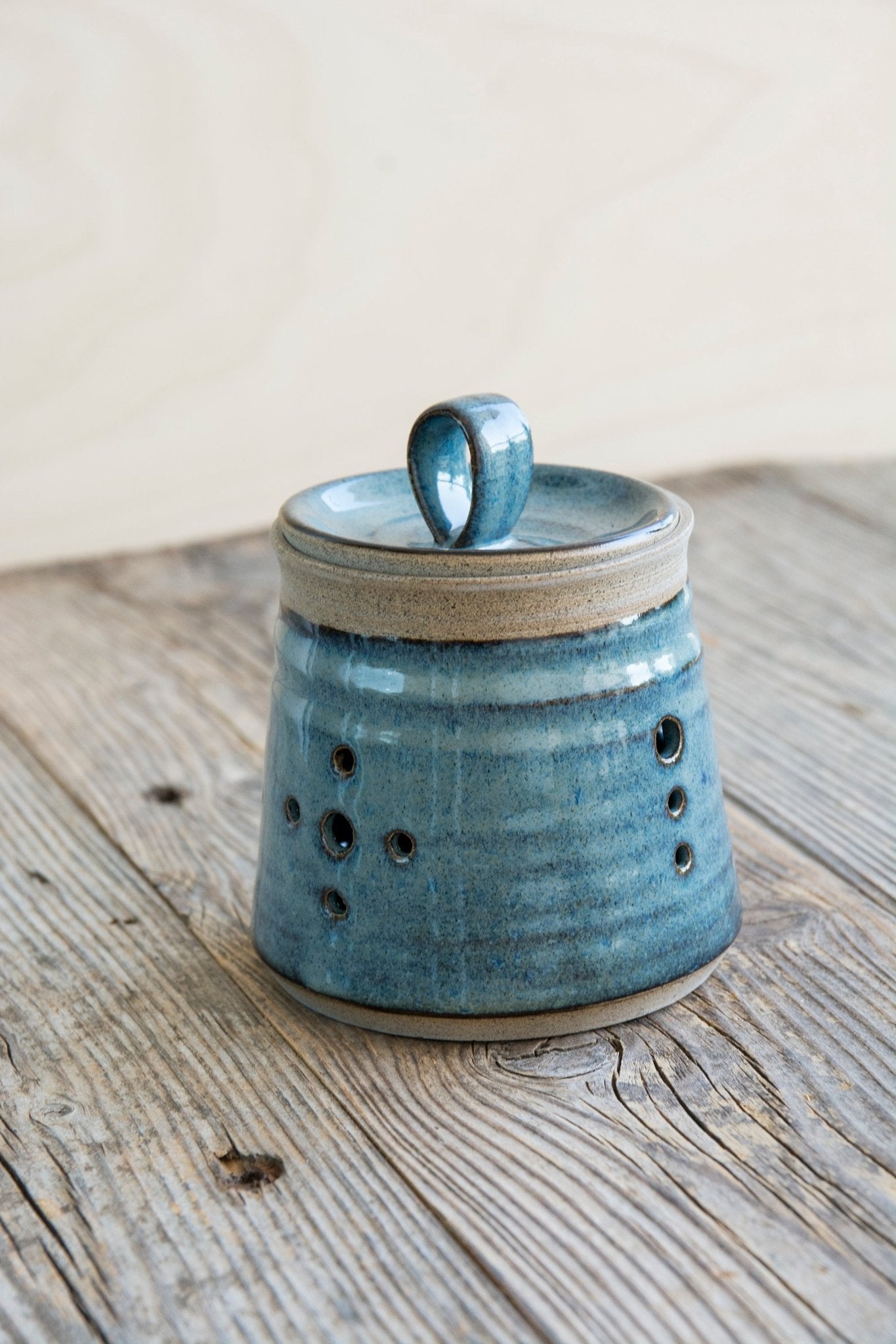 Ceramic Garlic Keeper - Mad About Pottery-