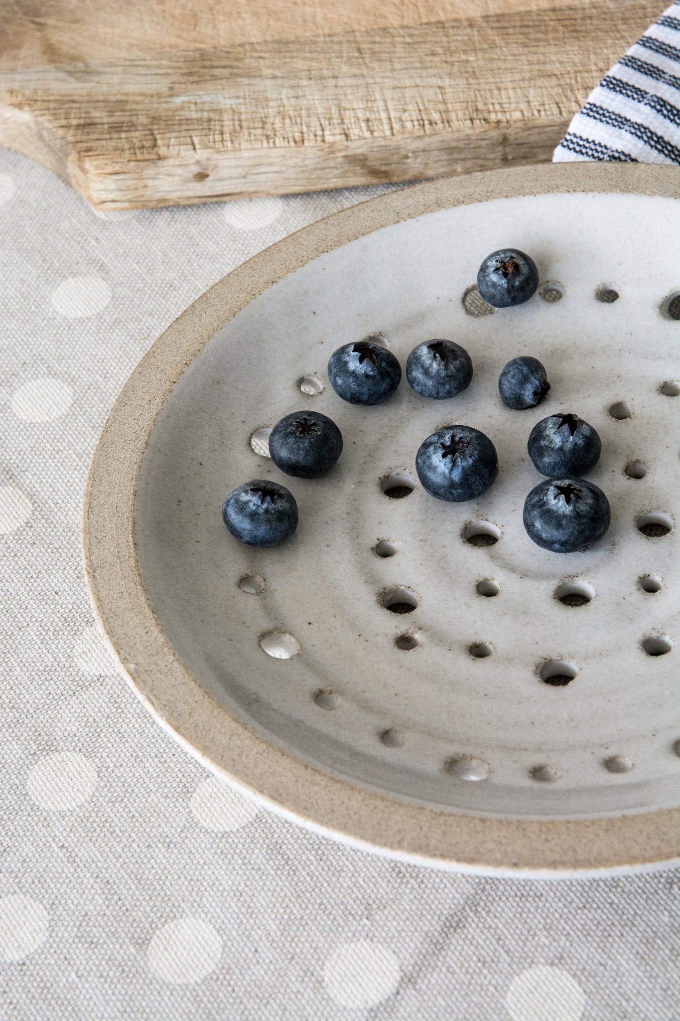 Coander Plate Pottery Handcrafted Colander Plate, Round Hole Plate, Berry Plate – Mad ...