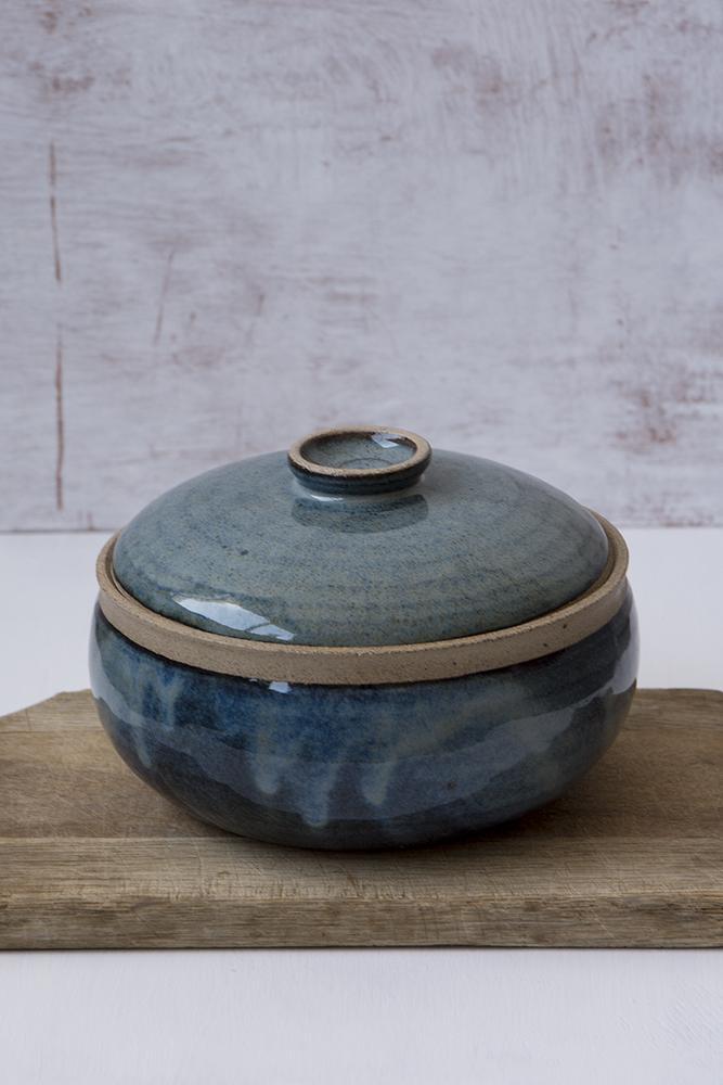 Pottery Bowl with Lid, Ceramic Blue Round Casserole Dish – Mad