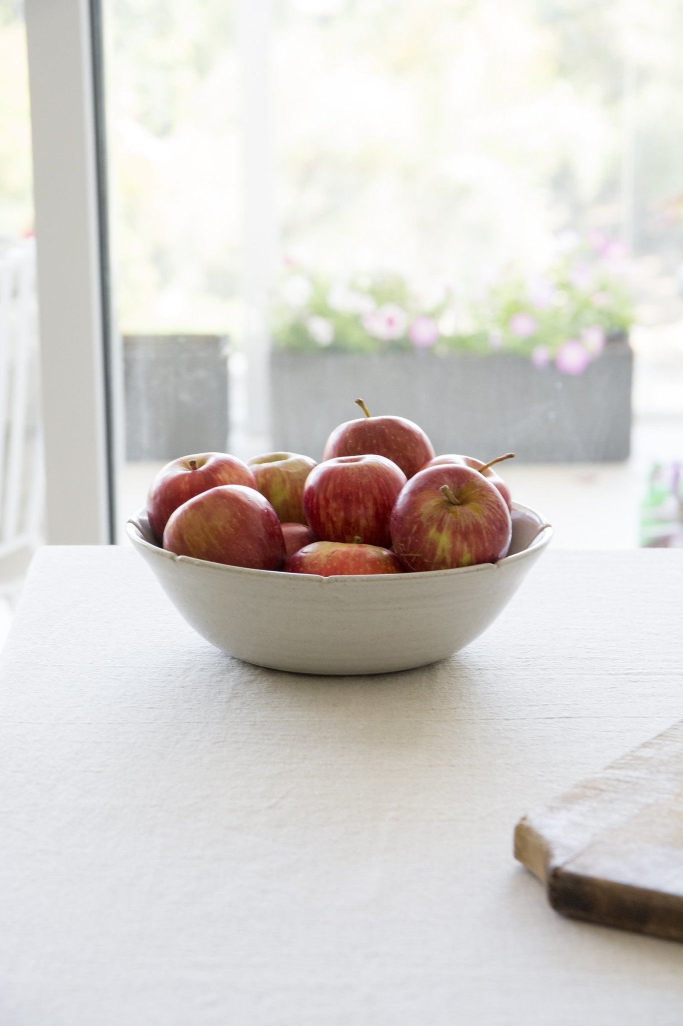 White Modern Pottery Serving Dish - Mad About Pottery- Bowl